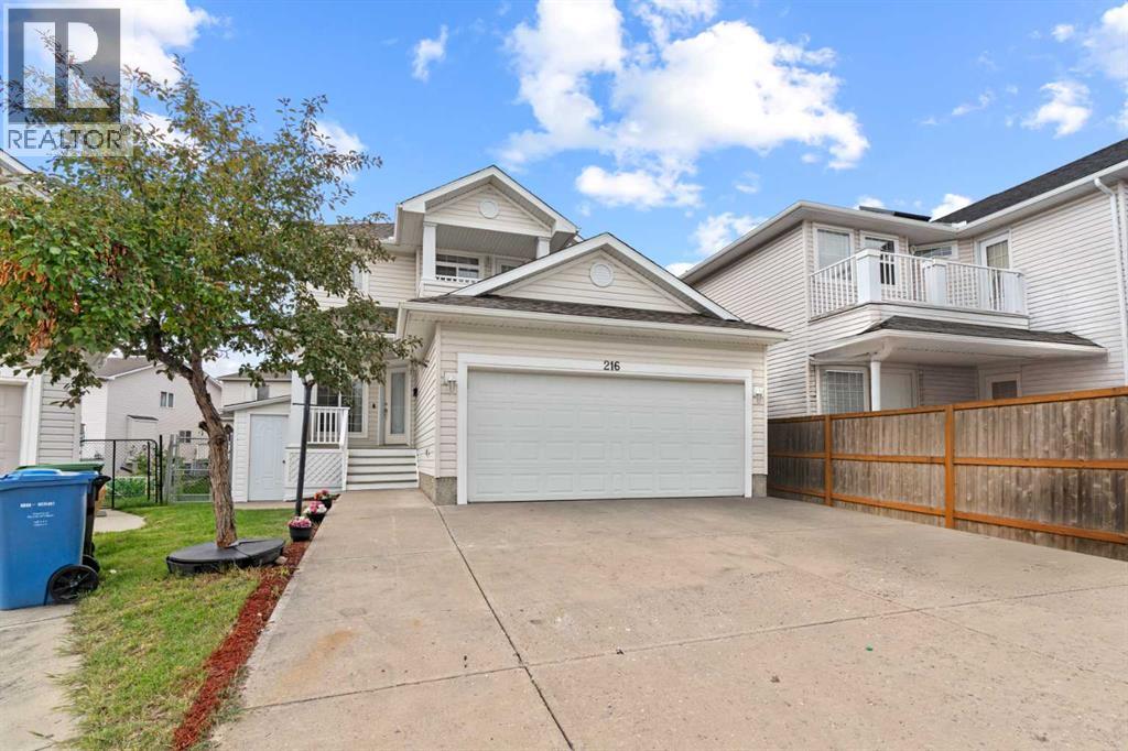 216 Coral Reef Mnr NE, Calgary, AB T3J 3Y8