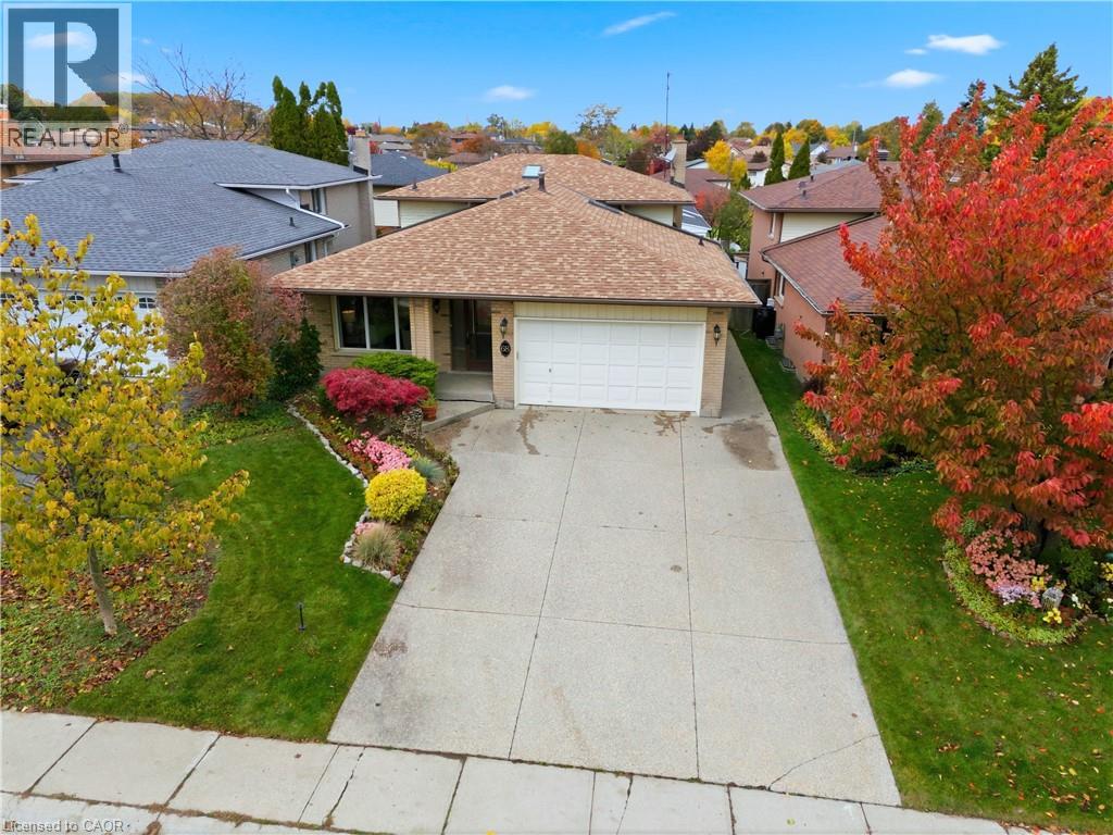 68 Firenze St, Hamilton, ON L9C 6V7