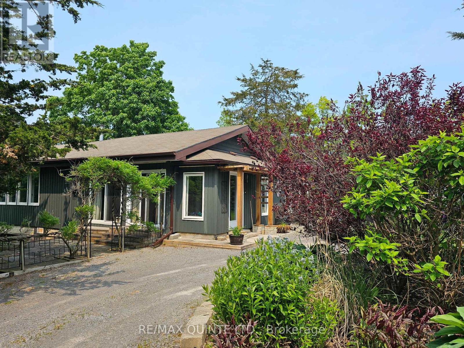 12112 Loyalist Pkwy #d, Prince Edward County Hallowell Ward, ON K0K 2T0