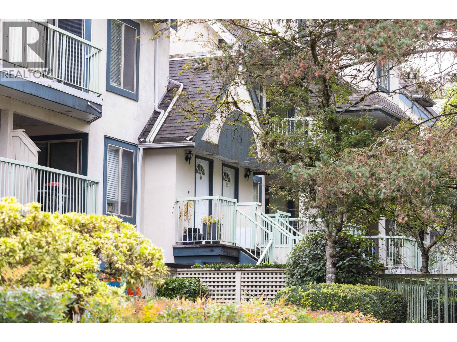 7520 18th Street Unit 40, Burnaby, BC V3N 4X7