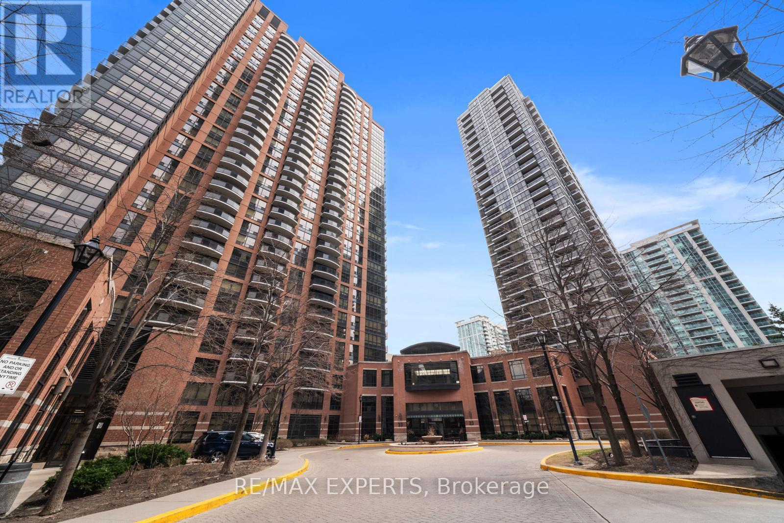 510 33 Sheppard Ave E, Toronto, ON M2N 7K1