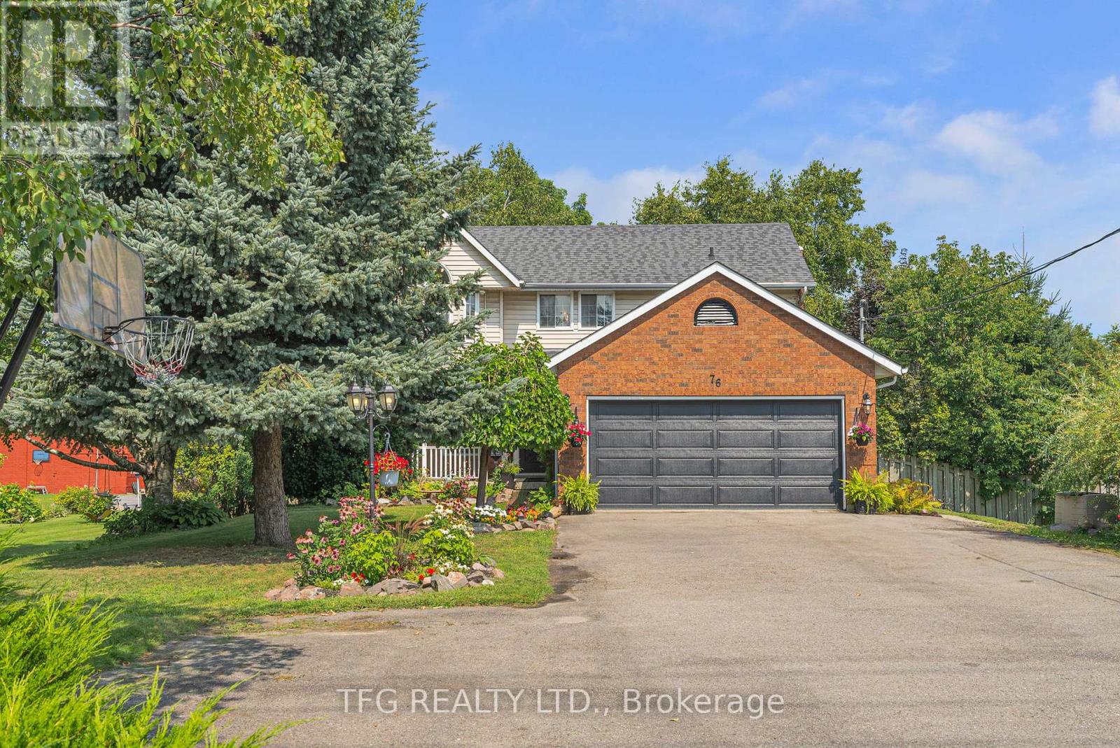 76 Molson St, Port Hope, ON L1A 2J9