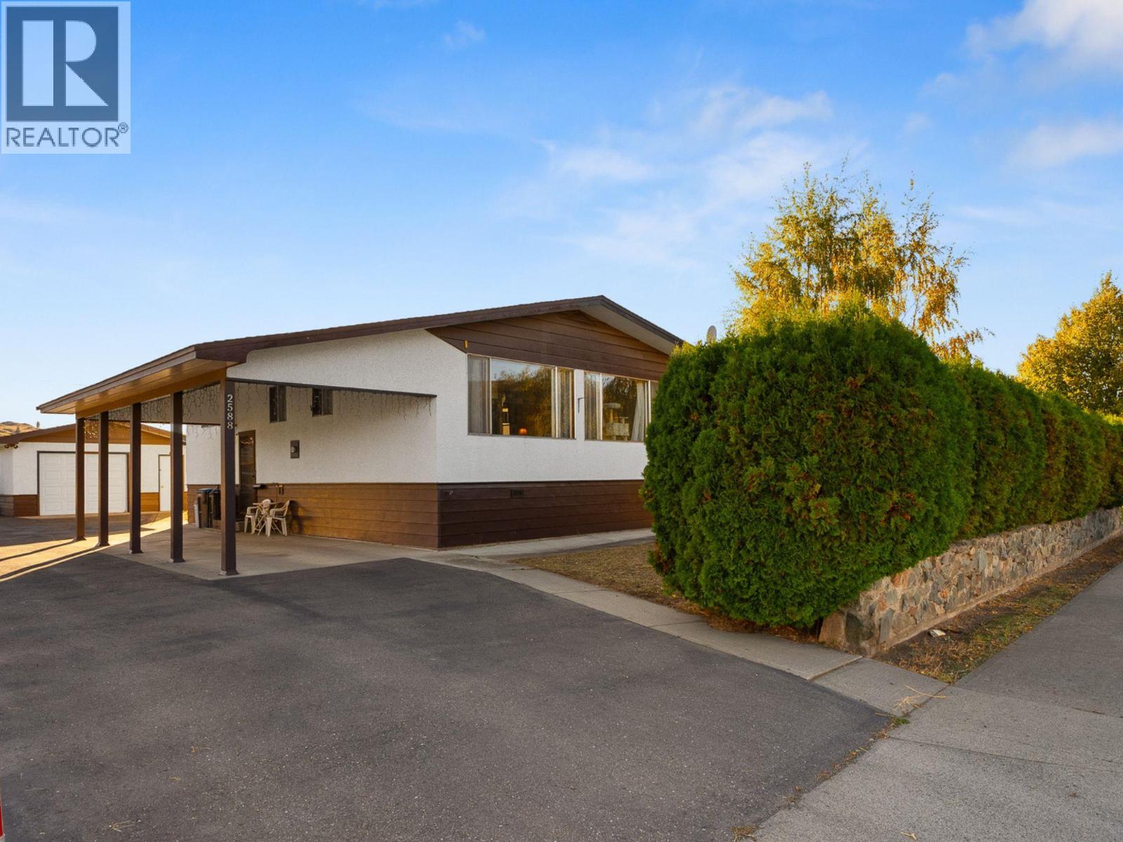 2588 Jackson Ave, Merritt, BC V1K 1B1