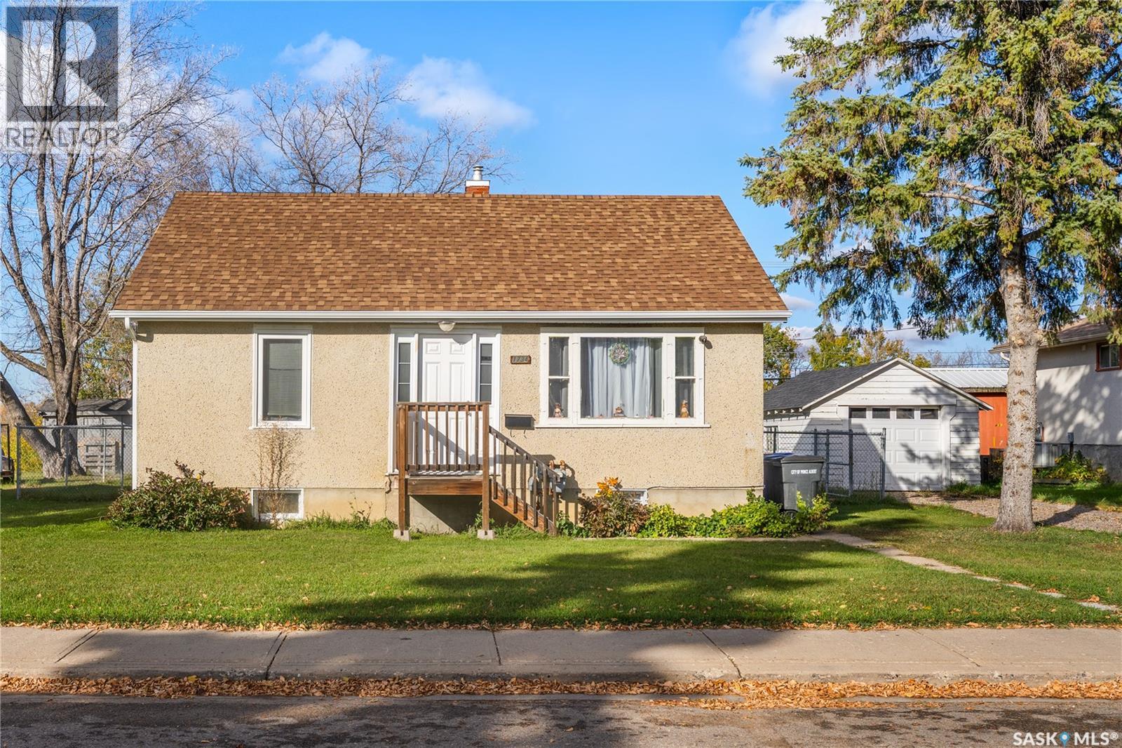 1734 13 Street West, Prince Albert, SK S6V 3K1