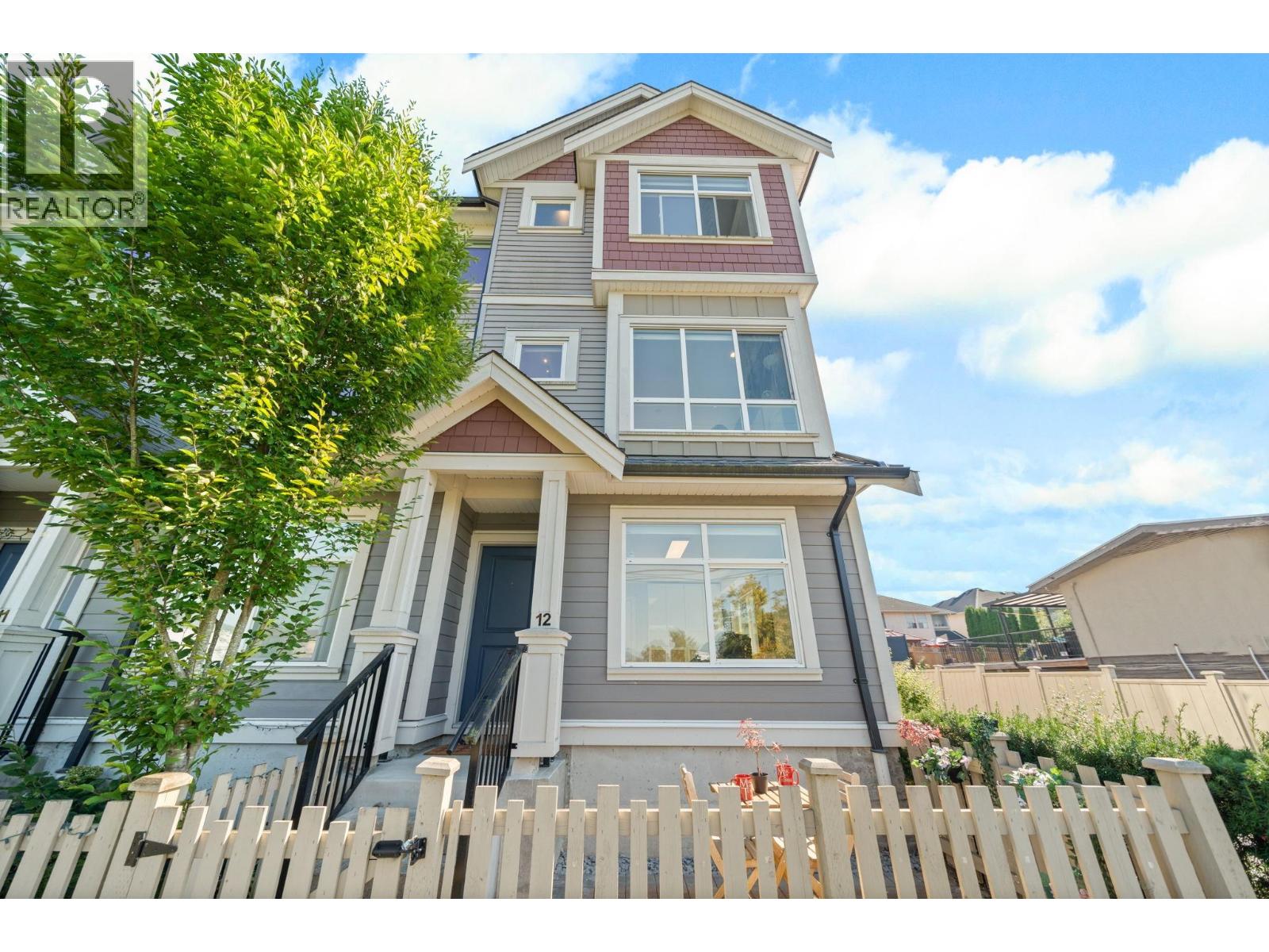 22600 Gilley Road Unit 12, Richmond, BC V6V 1E4