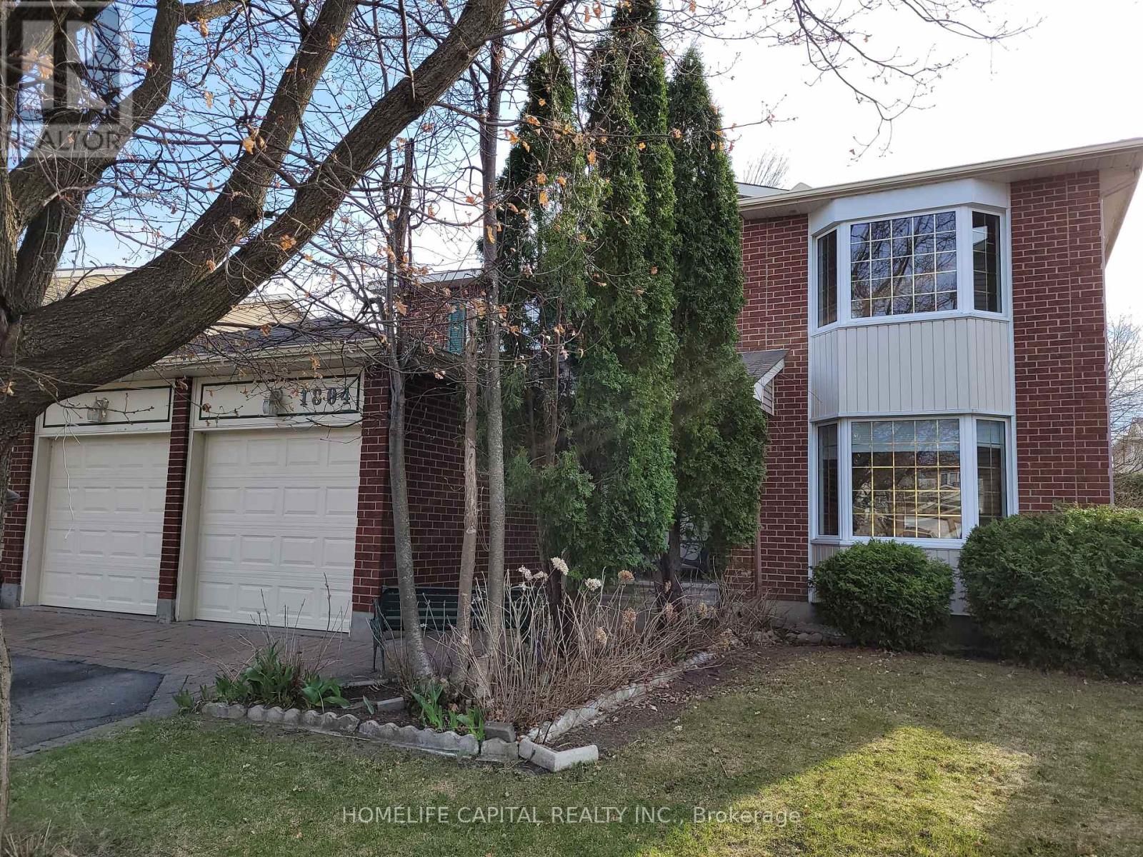 1804 Robinwood Pl, Ottawa, ON K1C 6L4