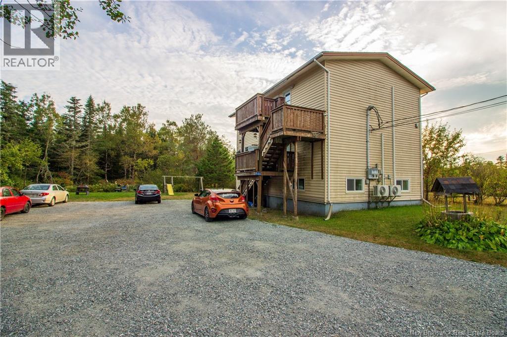566 Route 111, Willow Grove, NB E2S 1M9