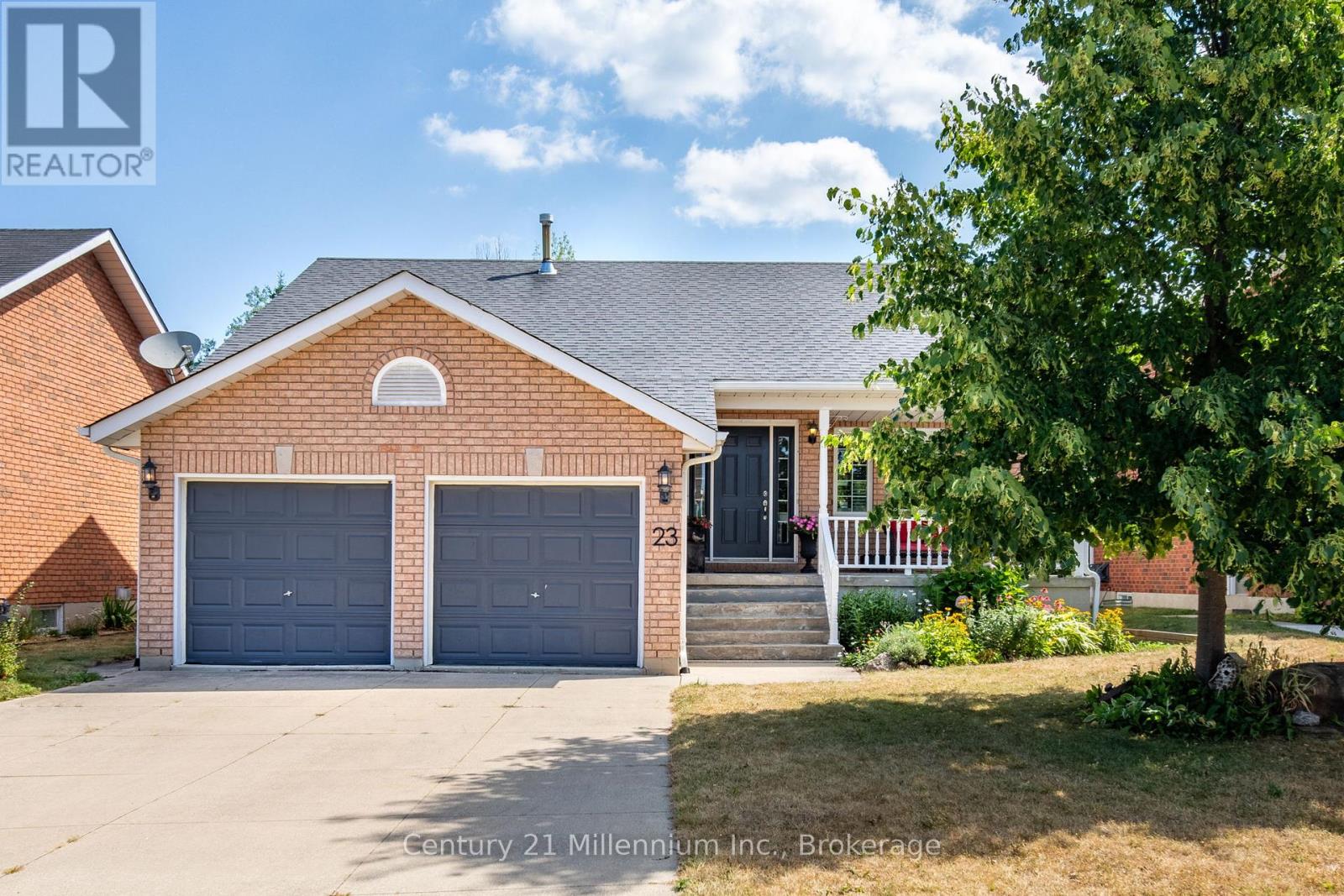 23 Bush St, Collingwood, ON L9Y 4S9