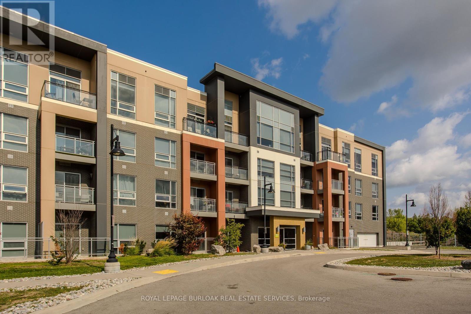 117 4040 Upper Middle Rd, Burlington, ON L7M 0H2