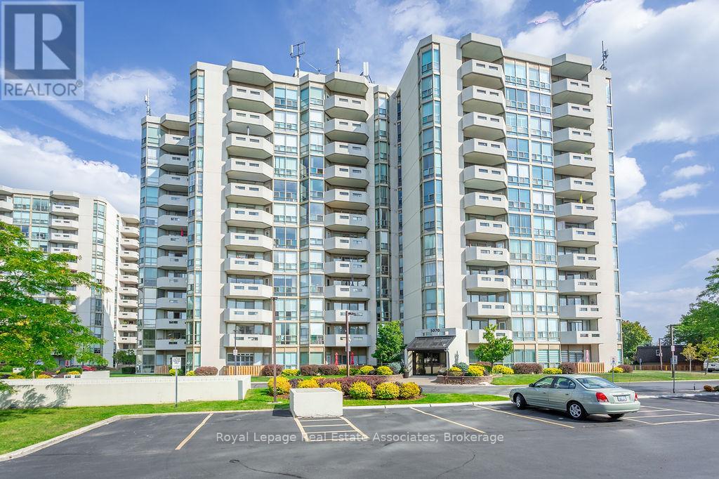 203 5070 Pinedale Ave, Burlington, ON L7L 5V6