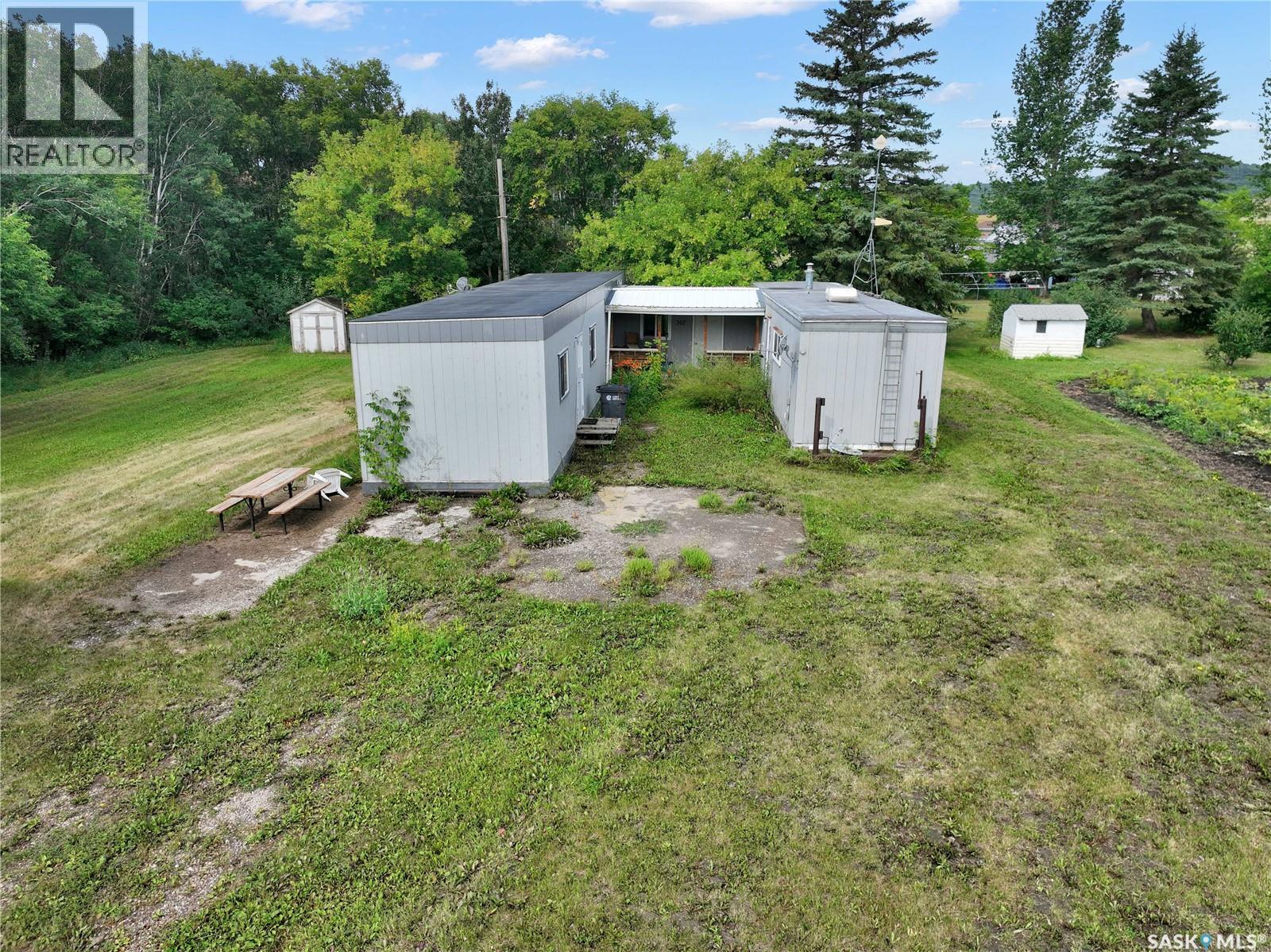 307 Mcdonald St, Tantallon, SK S0A 4B0