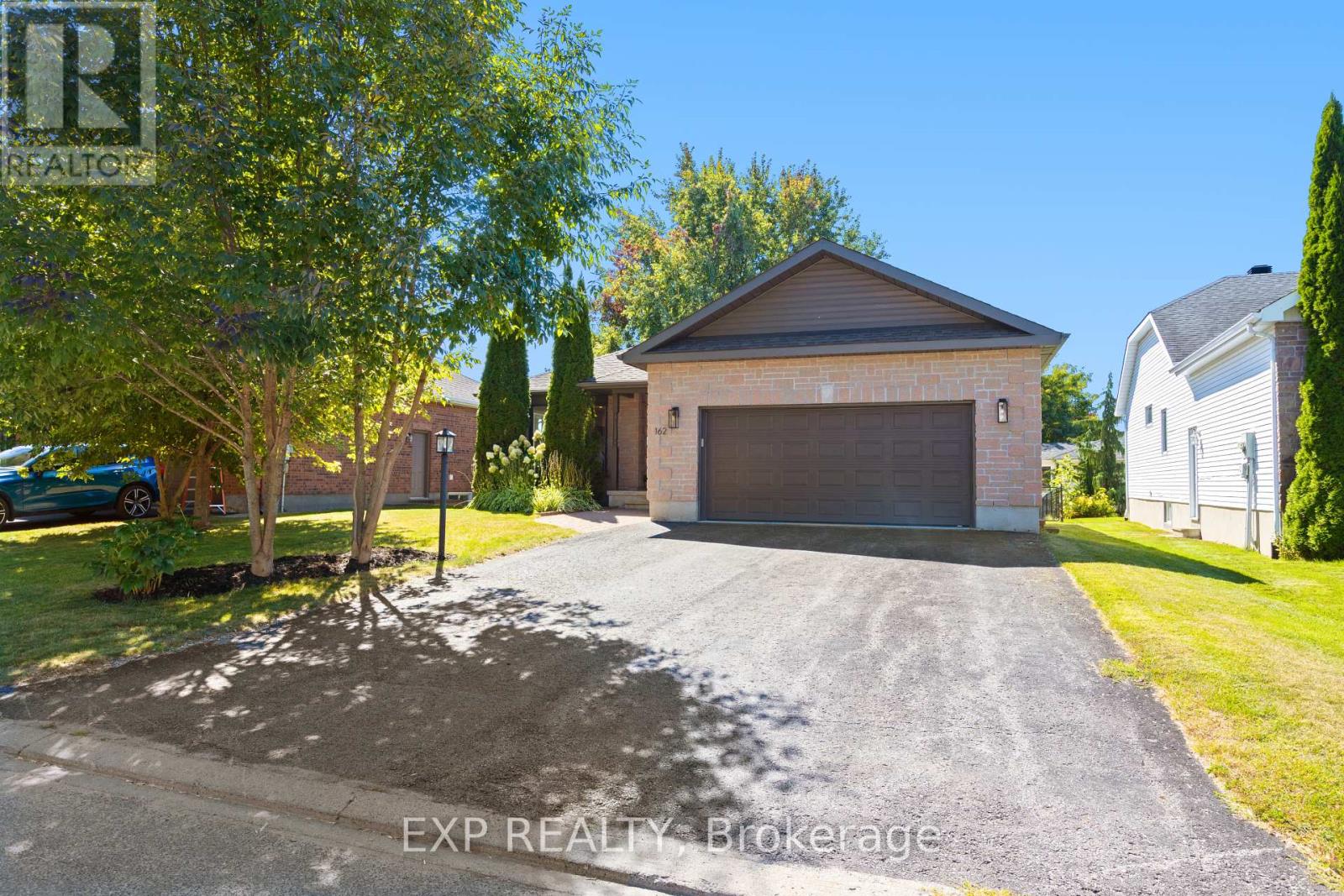 162 Inniskillin Dr, Ottawa, ON K0A 1L0