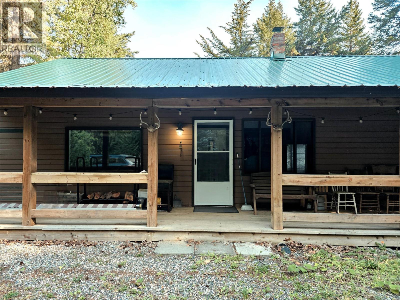 6453 Pinaus Lake Road Lot Apt 6297, Falkland, BC V0E 1W0