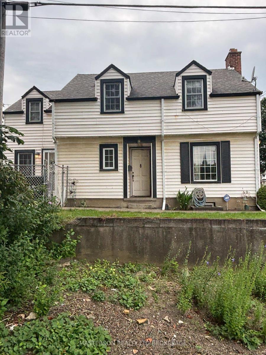 12 Chestnut St E, St. Catharines Oakdale, ON L2T 1G5
