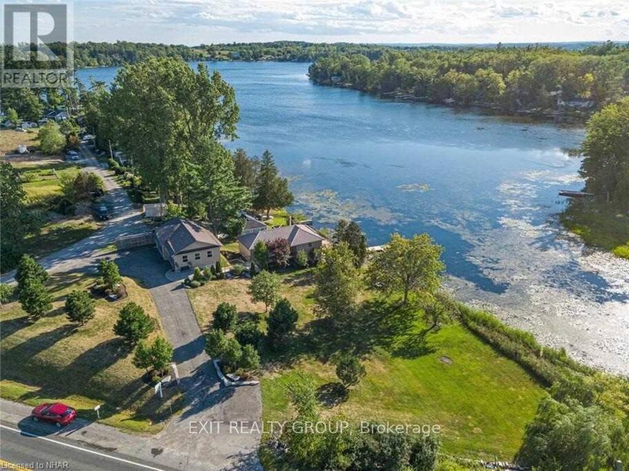 1531 Foxboro Stirling Rd, Quinte West, ON K0K 3E0