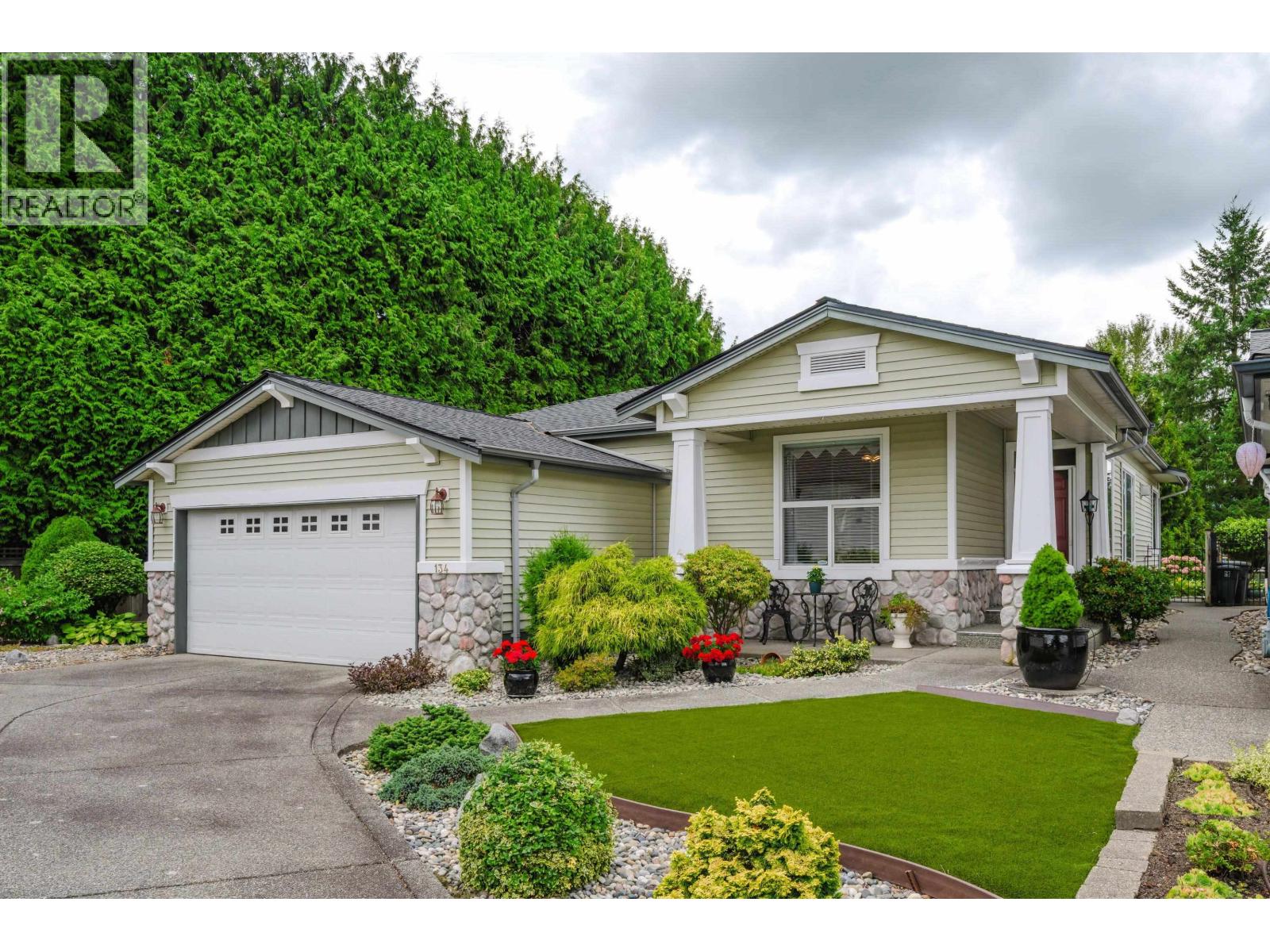 19639 Meadow Gardens Way Unit 134, Pitt Meadows, BC V3Y 2T5