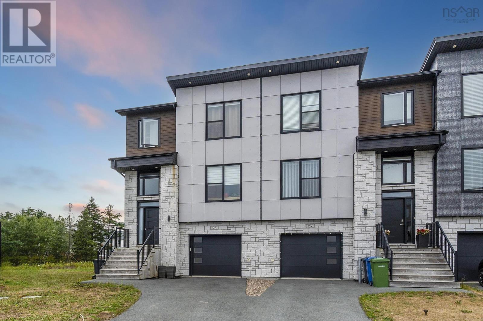 25 Alamir Ct, Halifax, NS B3M 0N3
