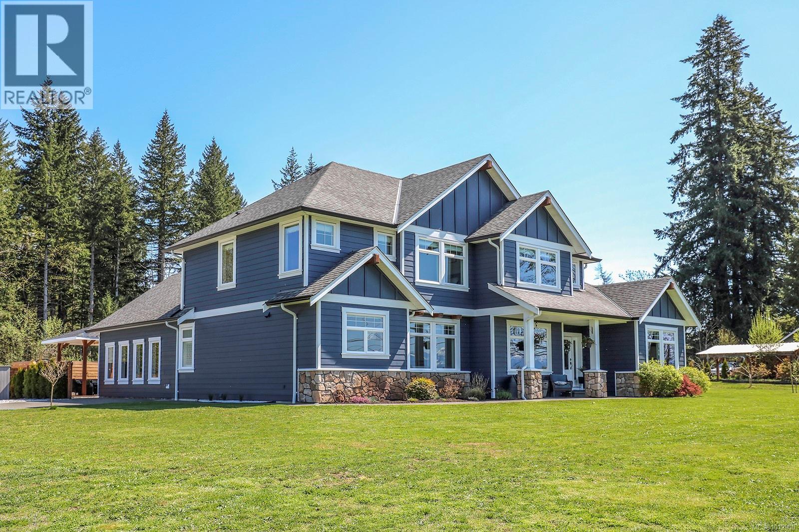 2495 Graham Rd, Courtenay, BC V9J 1T4