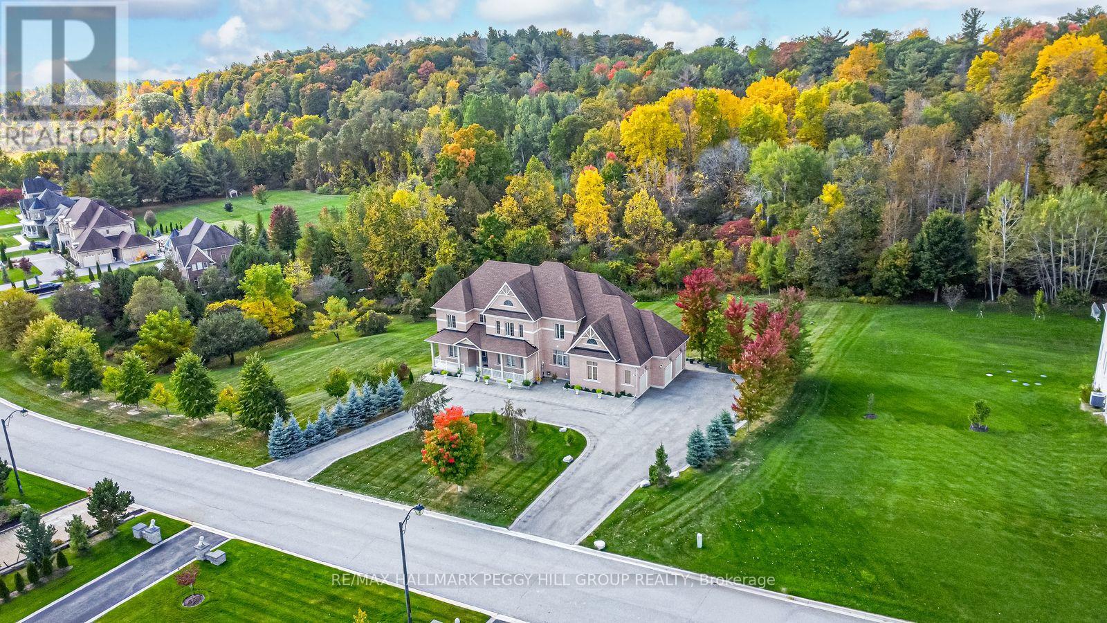 102 Pine Hill Rd, Bradford West Gwillimbury Bradford, ON L3Z 0H1