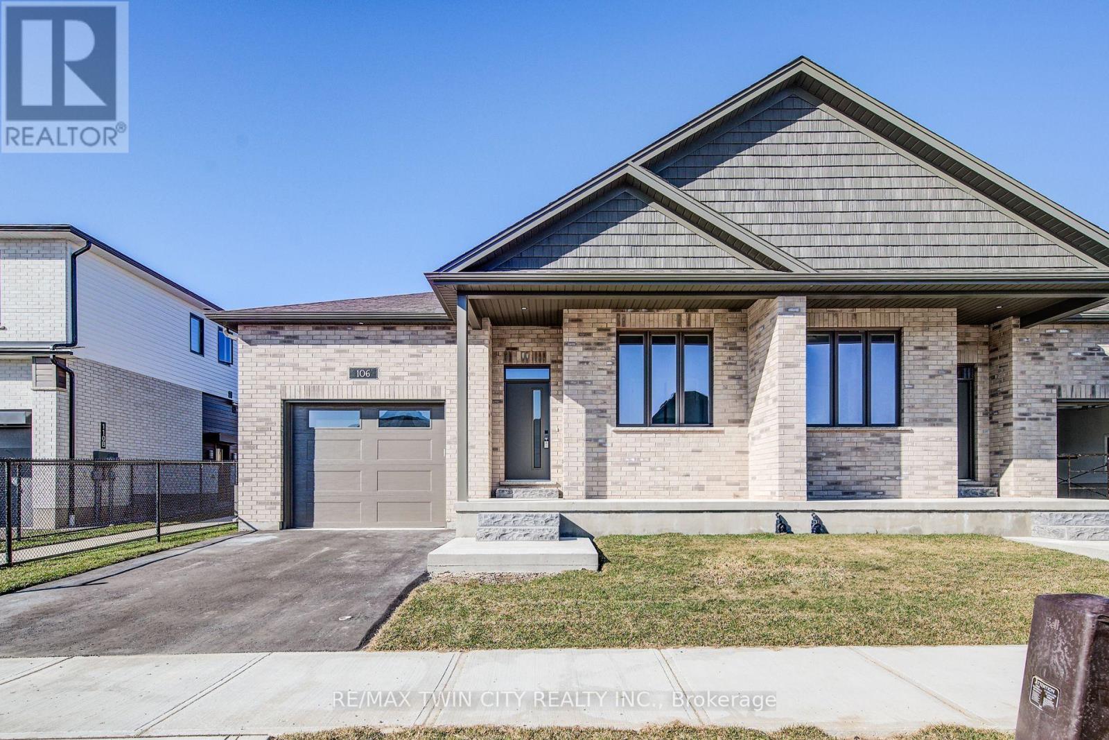 106 S Parkwood Blvd, Woolwich, ON N3B 0E6