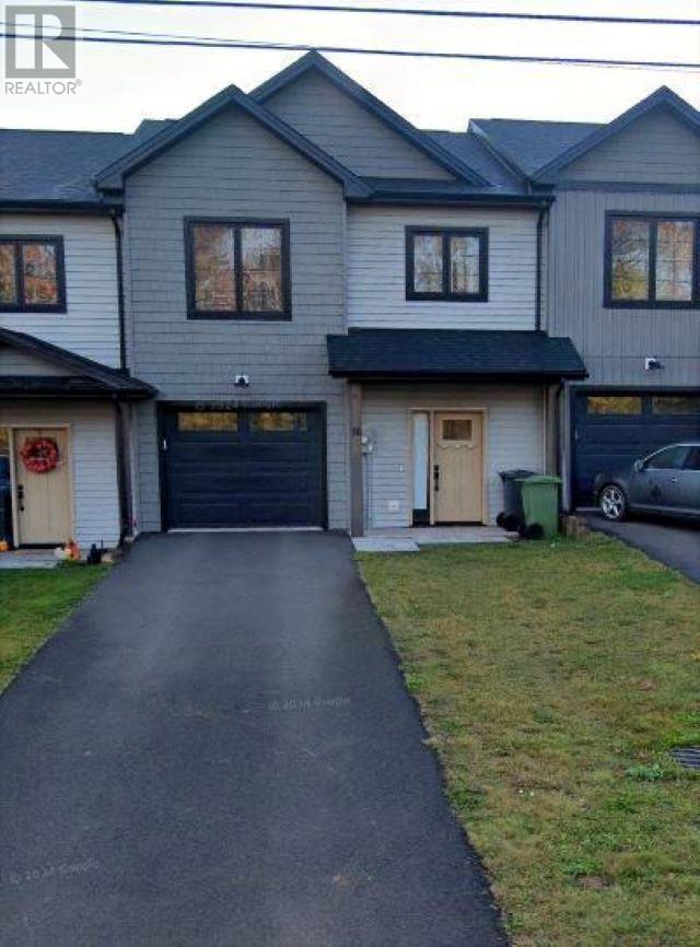 16 Kelly Hts, Stratford, PE C1B 4M2