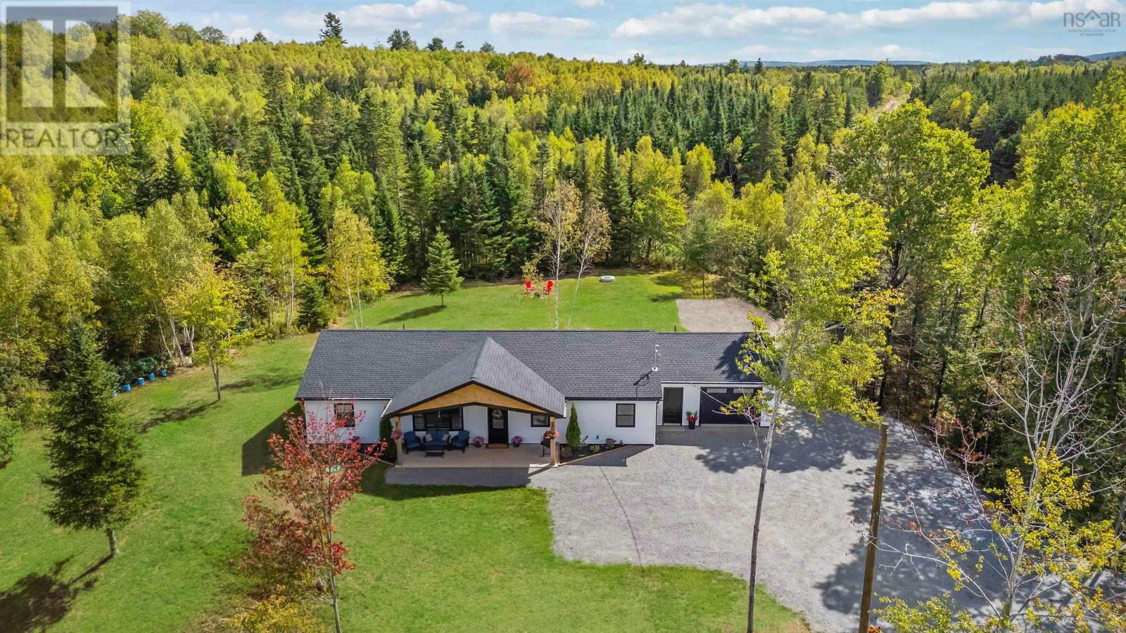 1260 Rhines Rd, Kennetcook, NS B0N 1T0