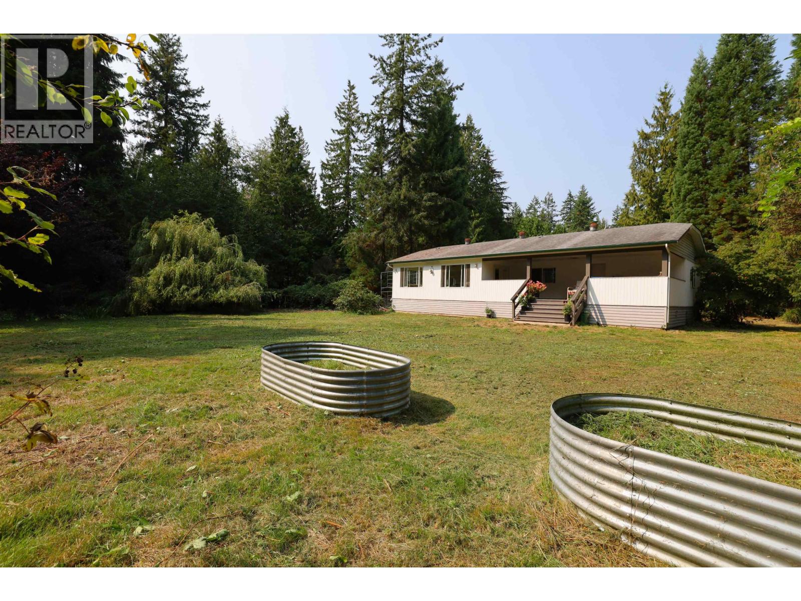 1161 Rosamund Rd, Gibsons, BC V0N 1V3