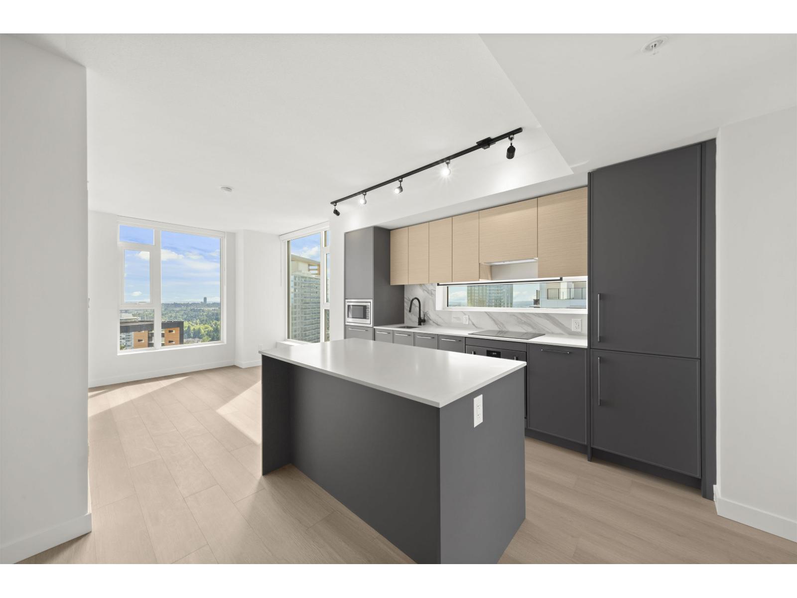 13725 George Junction Unit 3403, Surrey, BC V3T 0V7