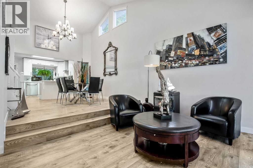 6 Castle Pl, Cochrane, AB T4C 1G4