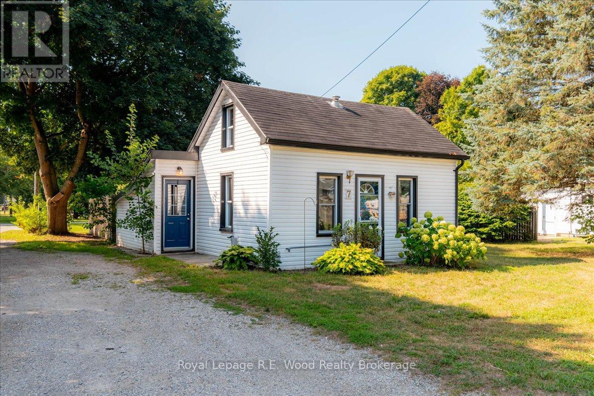7 Mill St W, Norwich, ON N0J 1R0
