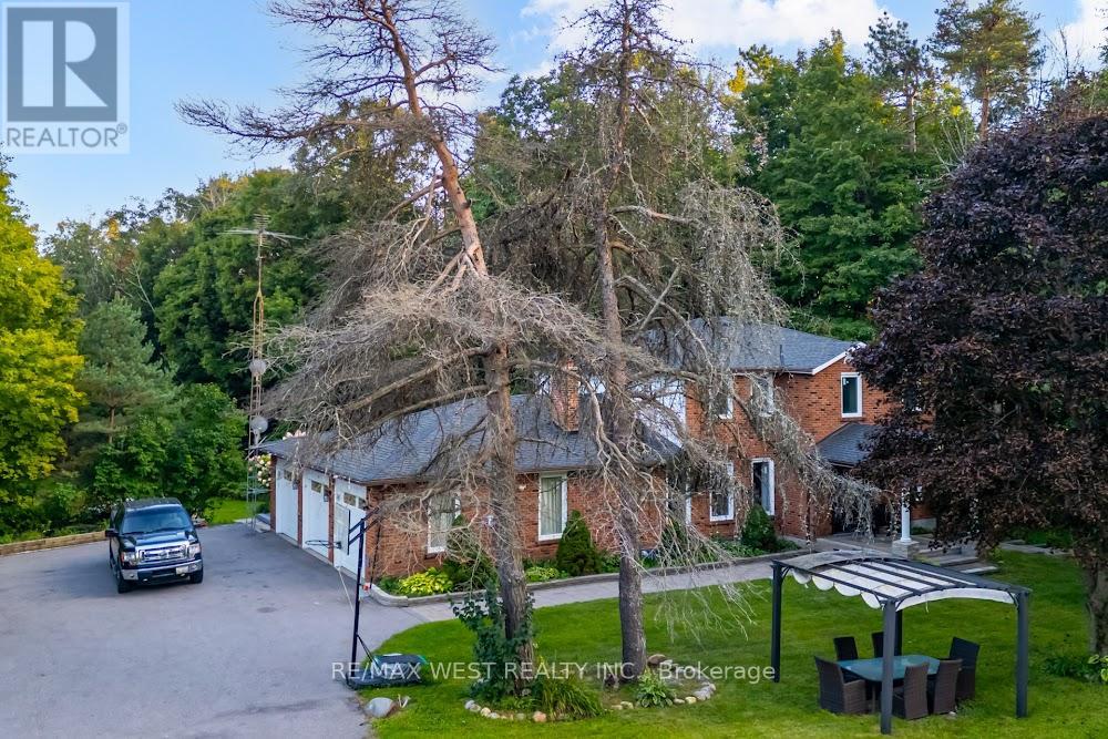 661 Regional Road 21 Rd, Scugog, ON L9L 1B5