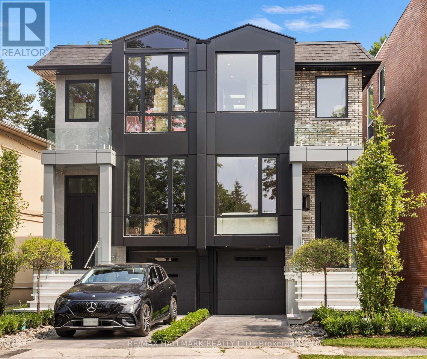 16 Kenrae Rd #a, Toronto, ON M4G 1Y1