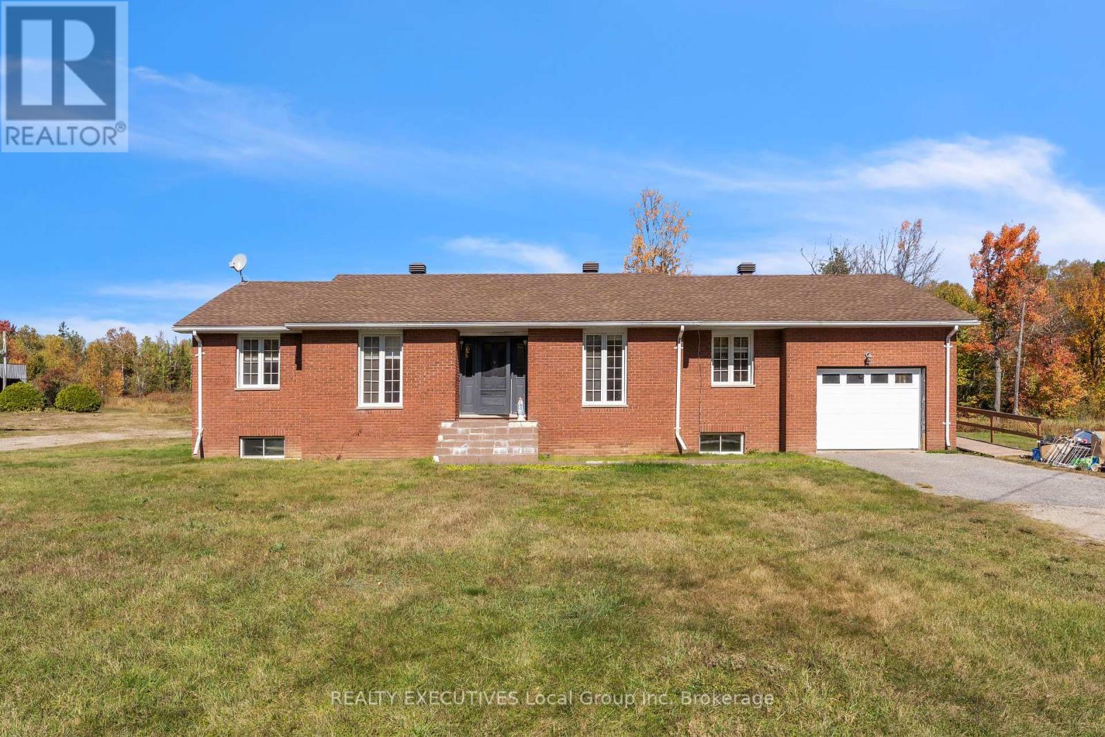 400 Bomarc Rd, North Bay, ON P1B 8G3