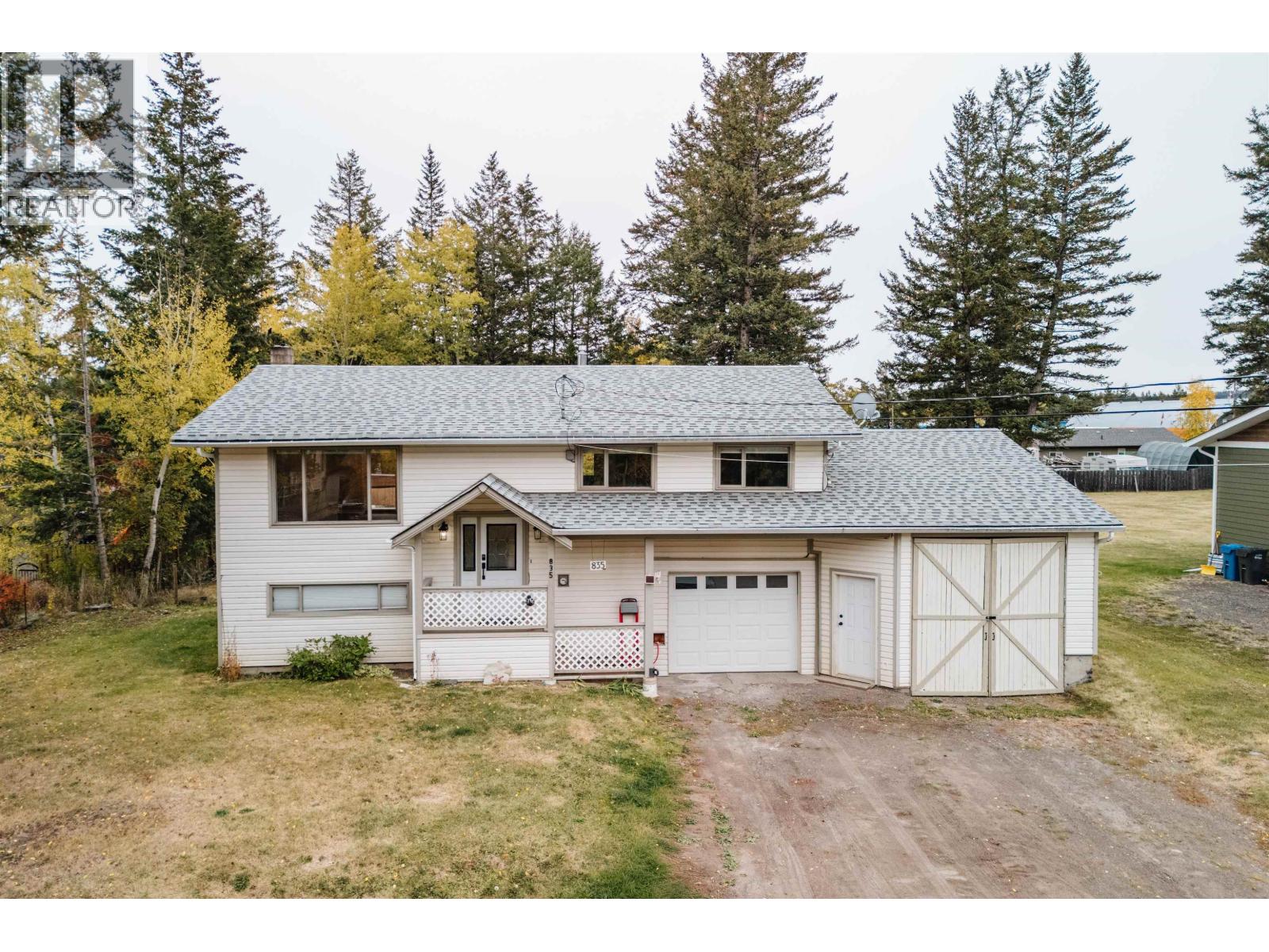 835 Spruce Avenue, One Hundred Mile House, BC V0K 2E1