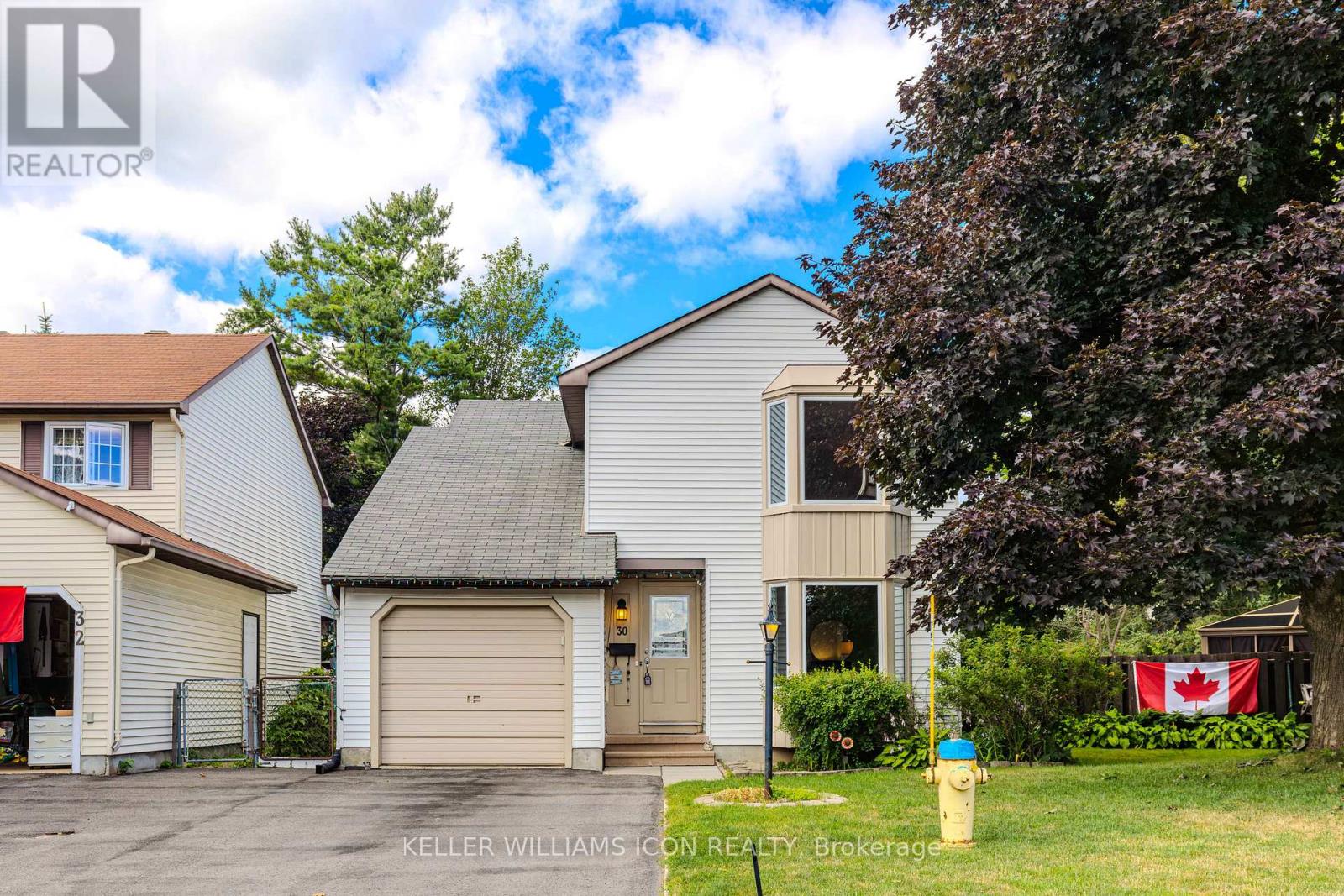 30 Turret Ct, Ottawa, ON K2L 2L1