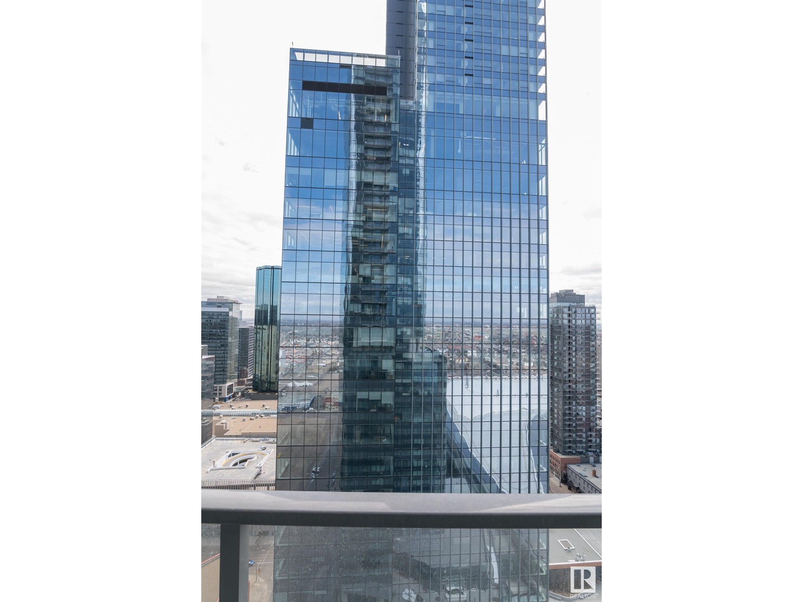10360 102 Street Northwest #2609, Edmonton, AB T5J 0K6
