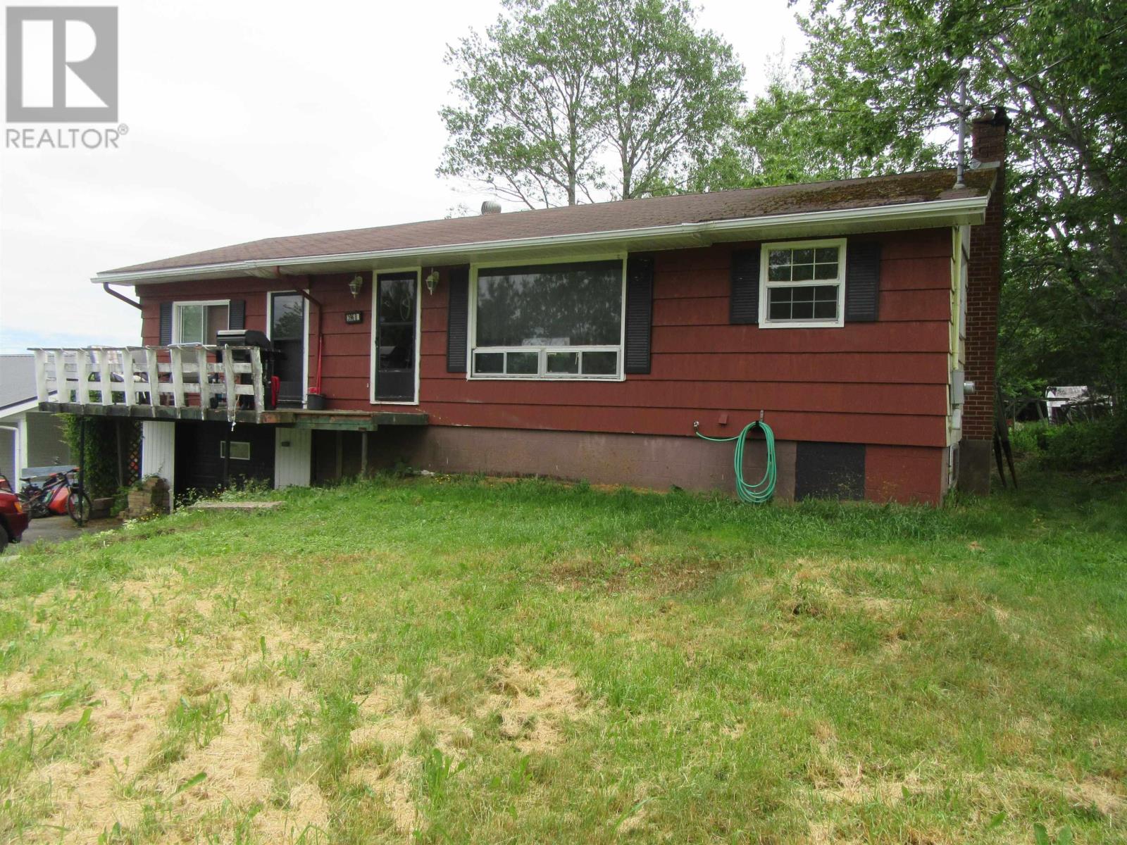 3968 Highway 7, Porters Lake, NS B3E 1E5