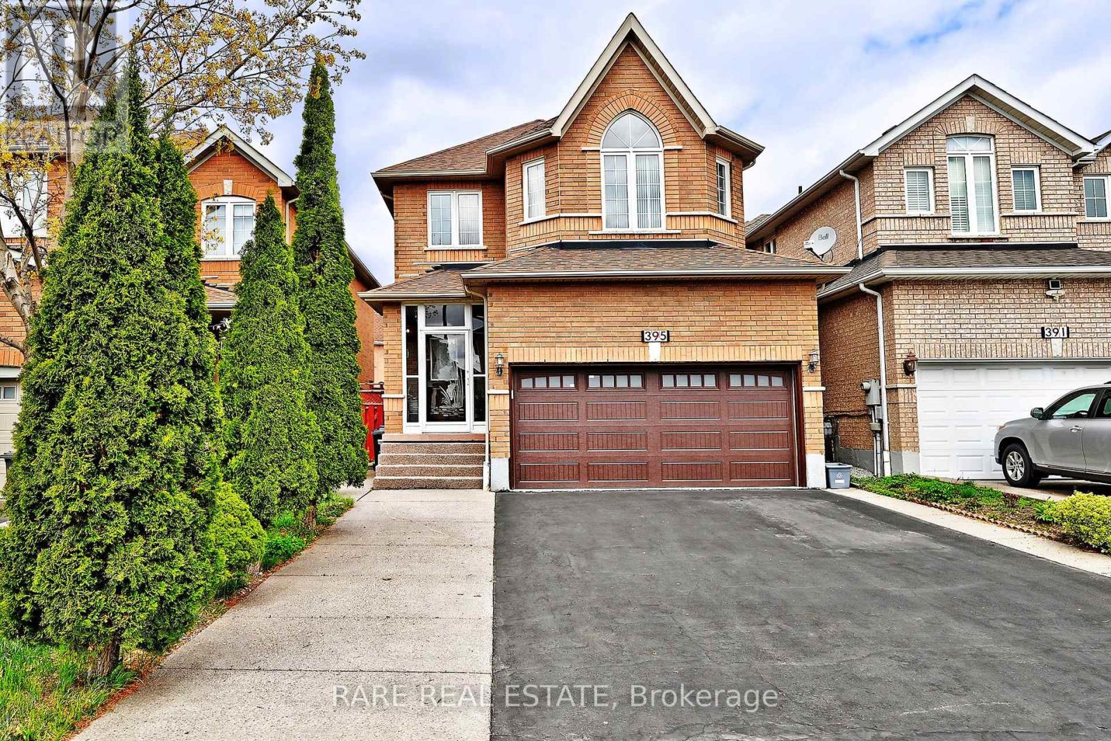 395 Rocca Ct, Mississauga, ON L5W 1V1