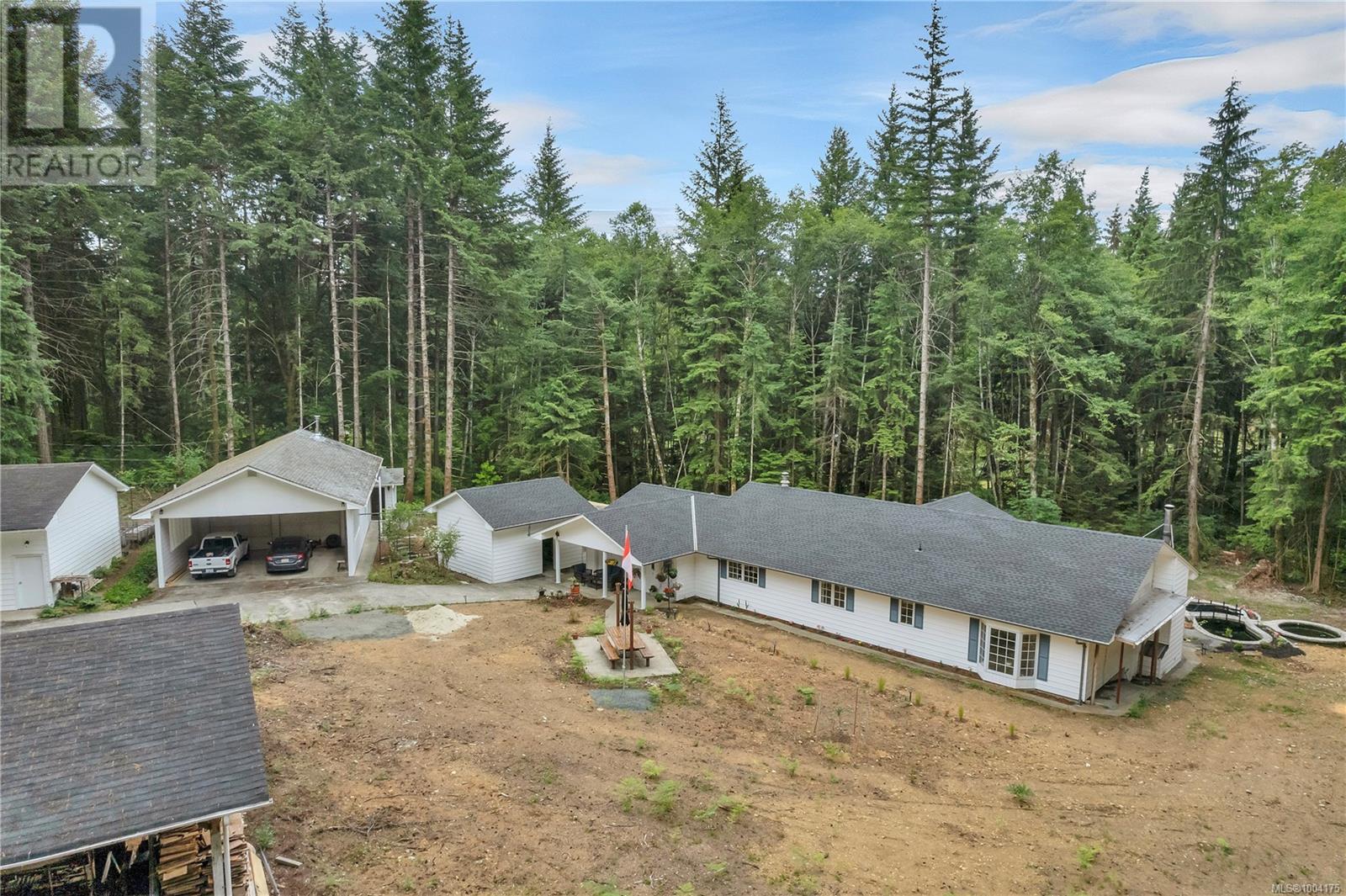 413 Cape Mudge Rd, Quadra Island, BC V0P 1N0