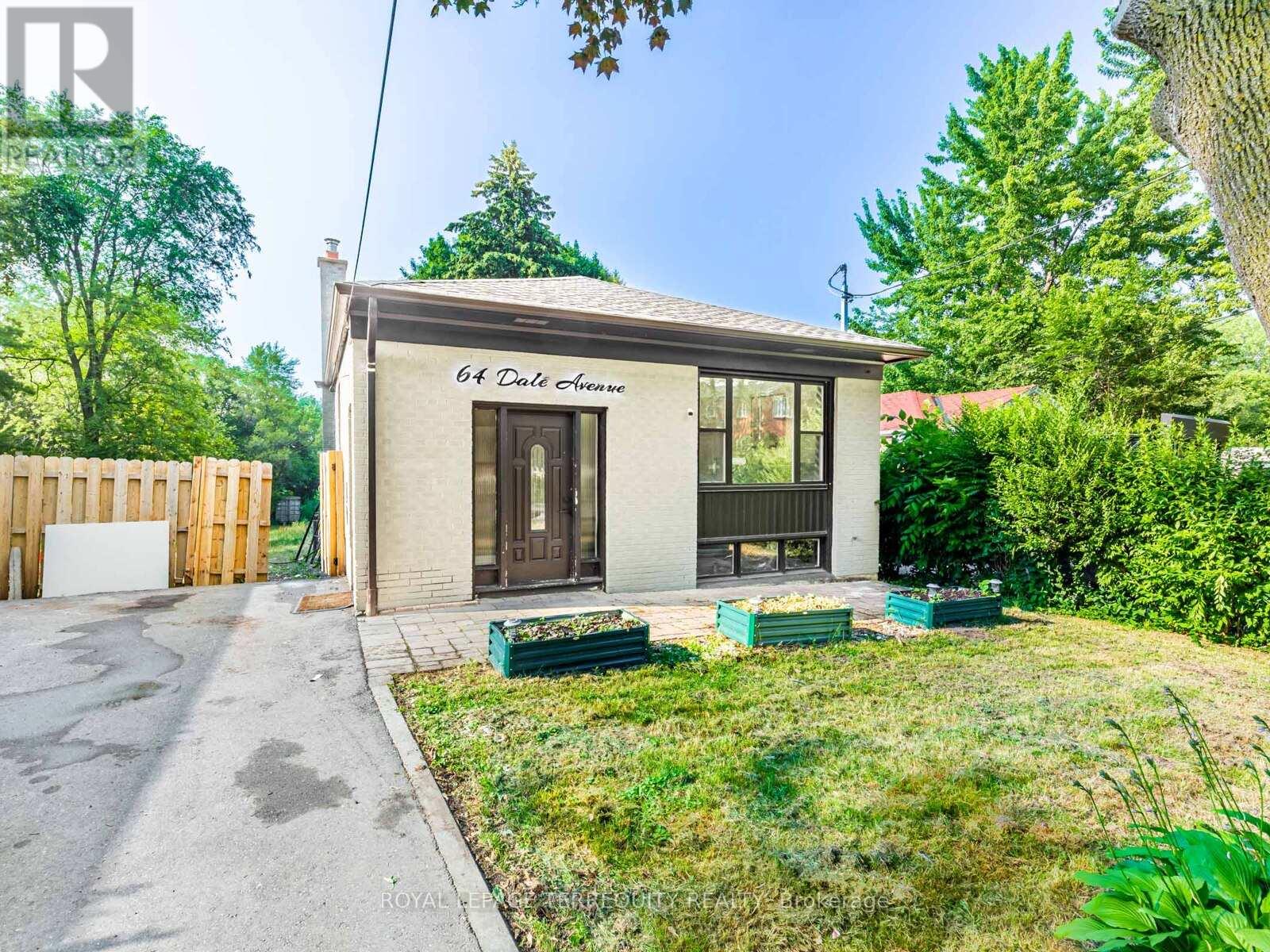 64 Dale Ave, Toronto, ON M1J 3J5