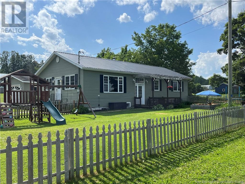 2 Stacey Rd, Wicklow, NB E7L 3X2