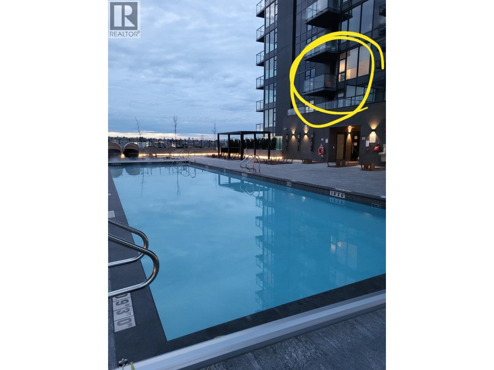 2108 Gilmore Avenue Unit 801, Burnaby, BC V5C 0N8