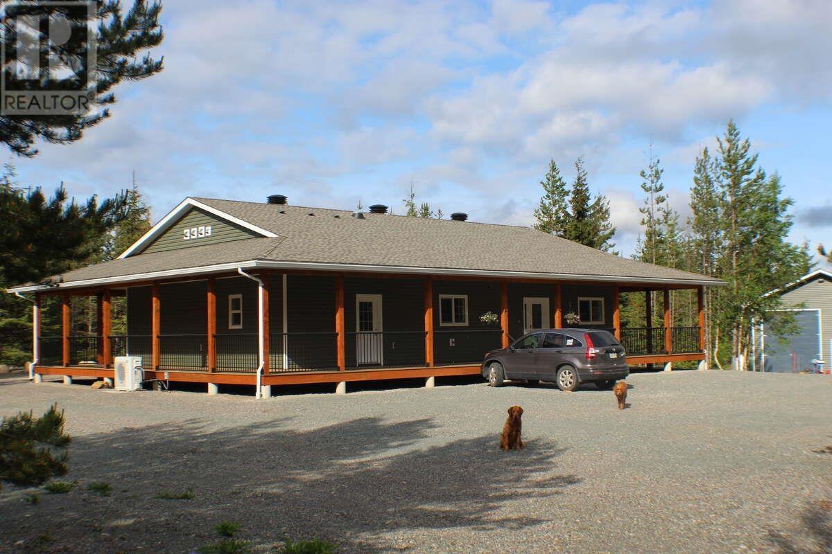 2865 Roseland Ave, Terrace, BC V8G 0G5
