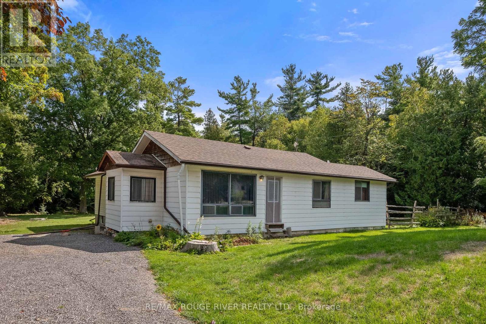 5313 Harris Boatworks Rd, Hamilton, ON K0K 2E0