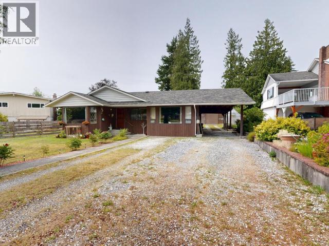 4867 Adams St, Powell River, BC V8A 5E1