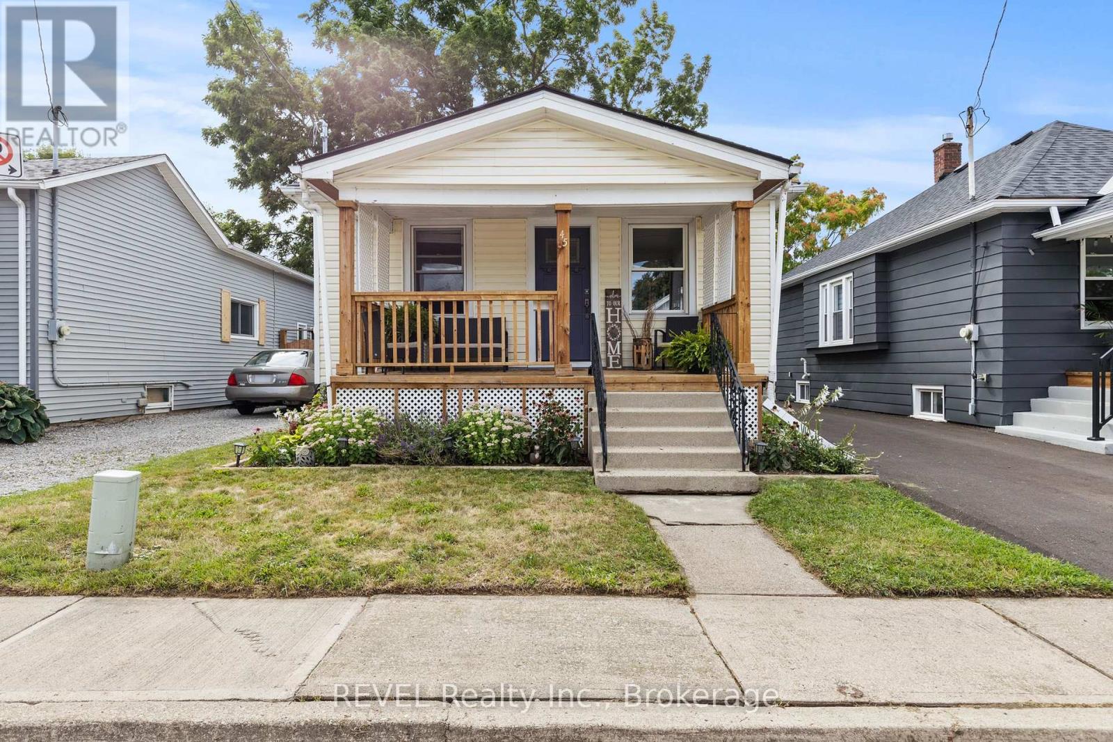45 Mcghie St, St. Catharines Downtown, ON L2R 5A9