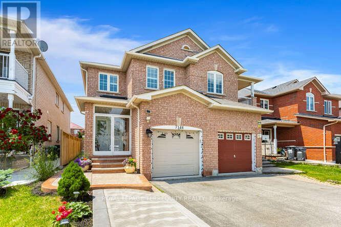7148 Village Walk, Mississauga, ON L5W 1X2
