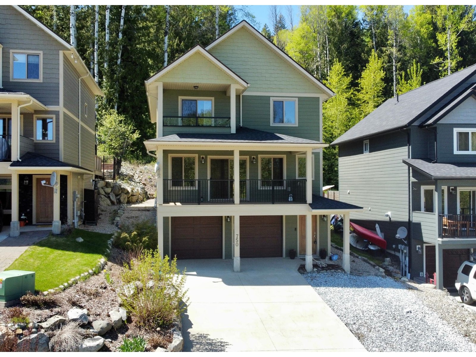 750 Redstone Dr, Rossland, BC V0G 1Y0 MLS 2475058 Houseful