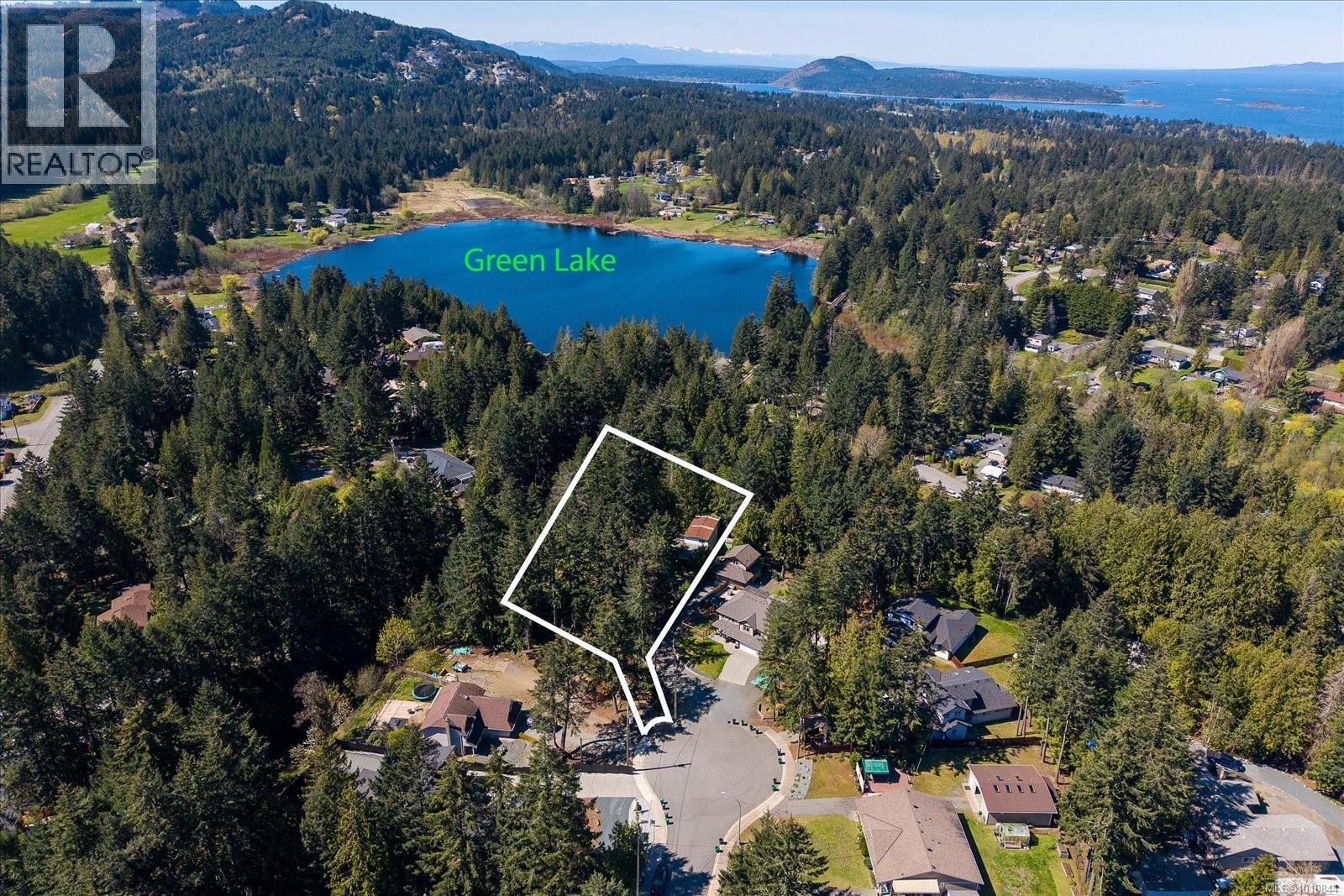 69 Lake Pl, Nanaimo, BC V9T 5S1