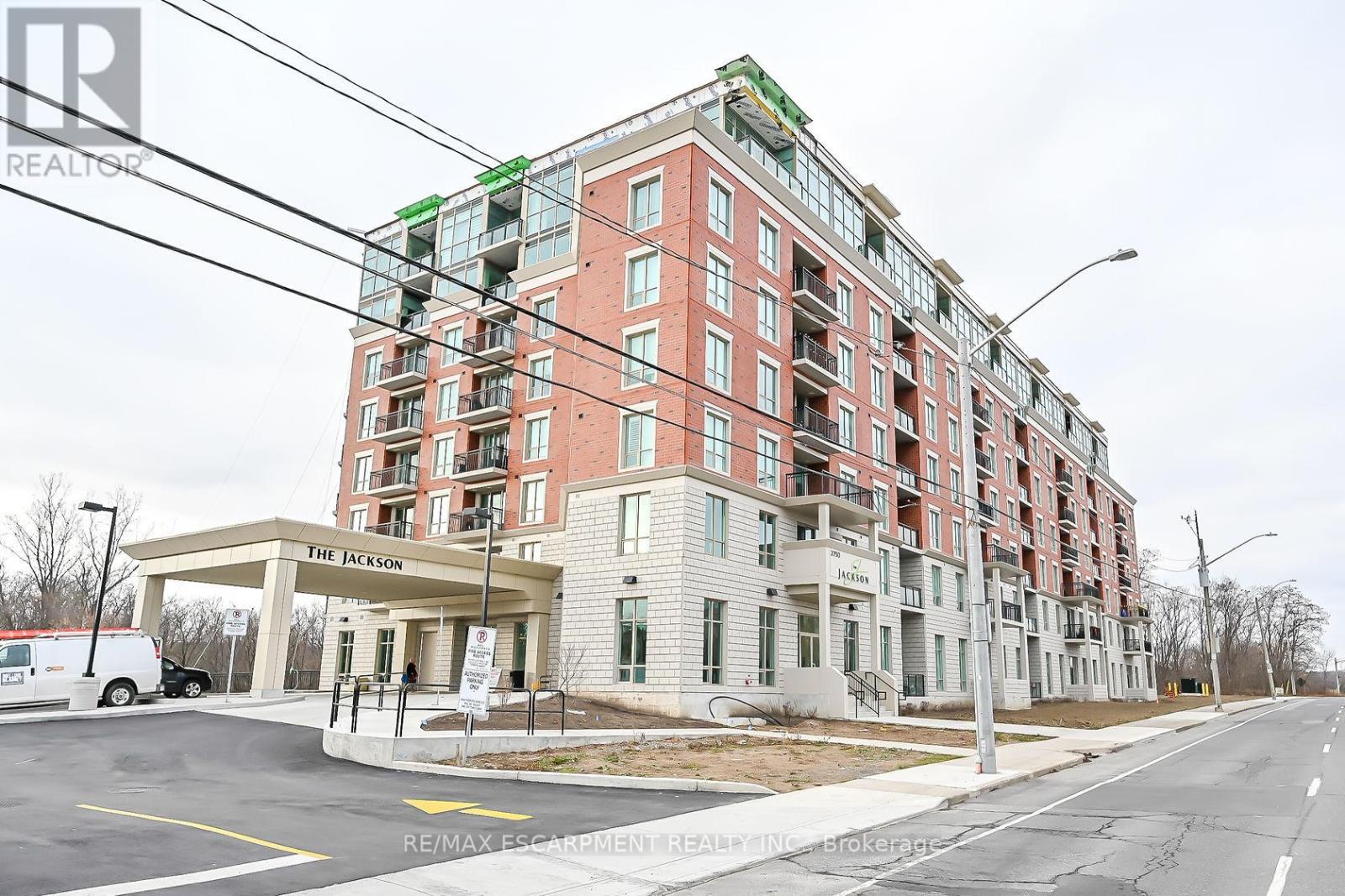 706 2750 King St E, Hamilton, ON L8G 0B8